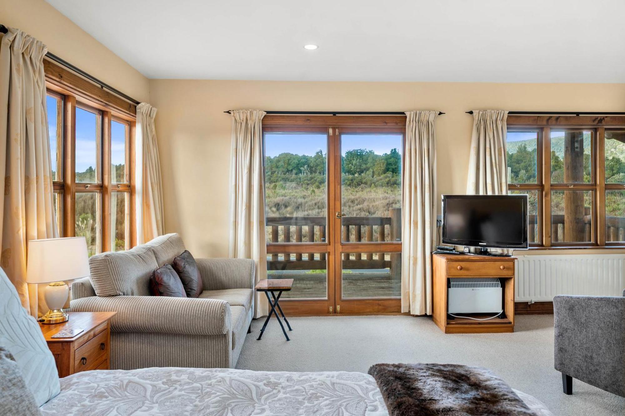 Mountain Heights Lodge ナショナル・パーク エクステリア 写真