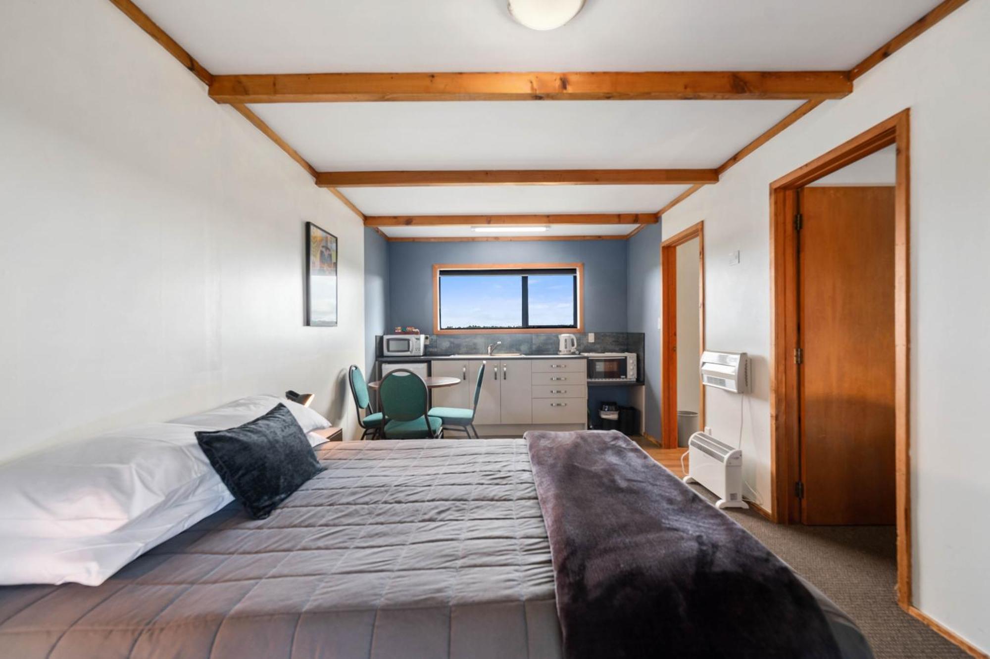 Mountain Heights Lodge ナショナル・パーク エクステリア 写真